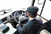 高校新卒でバス会社入って今年運転手になったけど質問ある？