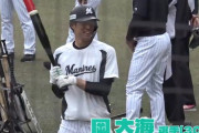 ロッテ、試合開始前に3kgもある鍛錬棒を振り込んでいた