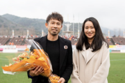 なぜ今、25年間ものプロ生活に終止符を打ったのか？縁あるレノファ山口FCで山瀬功治が夫婦で考え抜いた“現役”の意味
