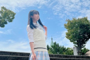平野百菜、NewAger MVのオフショット「夏っぽい制服衣装が、お気に入りです」