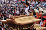 【動画】祭で神輿の上で踊ってる陽キャ、調子に乗って転落しポジションを奪われるｗｗｗｗ