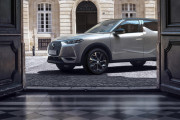 100％電気自動車「DS 3クロスバックE-TENSE」が日本上陸