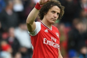 アーセナル、ダビド・ルイスが1年で退団か？契約延長OPは未だ行使されず