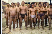 【画像あり】これが１００年前の力士って嘘やろ・・・