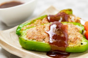 ピーマンの肉詰めってピーマンに肉詰めやろ