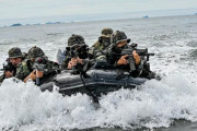 韓国陸軍特殊戦司令部の将兵が海上からの浸透訓練を実施！