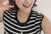 ❌最新の石川華望(14)。ノースリーブワンピースで生脇丸出し！