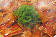 松屋の新作「炙り十勝豚丼」が美味しい！