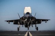 英空母プリンス･オブ･ウェールズ、F-35B運用資格を取得するため米国に向けて出港