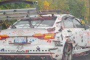 【画像】カーチューンの極みのようなアウディが発見されるｗｗｗ