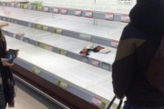【画像】イタリアさん、コロナパニックで買い占める