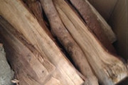 今度キャンプ的なことするからその時に使う薪を買ってきたゾｗｗｗ（※画像あり）