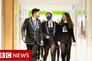 英政府、オミクロン株感染拡大防止の為に学校でのマスク着用を義務化[海外の反応]