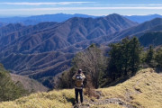 奥多摩は里山から奥深いところ、標高低いのに意外と登りごたえのあるルートがたくさんあって何年通っても飽きない