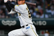 【阪神】島田がビッグイニングの口火を切り、タイムリーで締め！才木のために打ちました～！