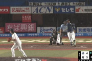 ヤクルト・サンタナ、フルスイング逆方向へ6号2ランホームラン！！