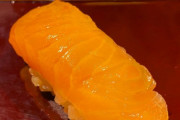 サーモンの寿司って悔しいけどうまいよな………