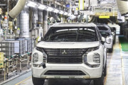 【三菱】新型アウトランダー、日本仕様はPHEV先行で12月発売