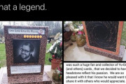 【画像あり】遊戯王好きの男の子、ガンで死去 → お父さんがトンデモない墓をたててしまう・・・w
