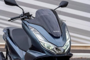 【悲報】ワイPCX125乗り、バイクスレで貧乏人と書かれてて心外……