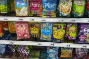 韓国人『コンビニなのに本気すぎる…！』日本で出会った“グミのバリエーション”に衝撃を受けた旅行者のリアル体験