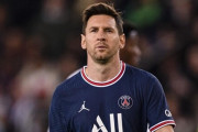 【悲報】メッシ、PSGで輝けず案の定バルサ専用機だった…