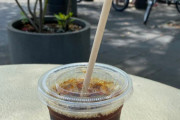 「スタバの紙ストローとプラスチックの入れ物逆にしてほしい」とツイート → 話題になり8万いいね