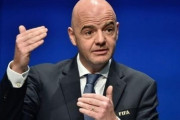 FIFA会長、W杯隔年開催反対派は「変化を恐れている」と指摘