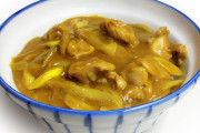 彡(ﾟ)(ﾟ)「カレー丼？そんなものあるわけないやろ」