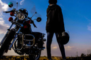 【GIF】バイクに乗る時にスマホをナビで使ったらこうなるから気をつけよう