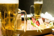 【悲報】最近の20代、飲み会で上司に奢られても翌日お礼を言いに行かないらしい