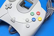 【画像】ドリームキャストのコントローラーってさ