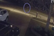 【動画】 女児の幽霊が駆け抜ける姿を監視カメラが激撮　目撃者の通報で警官出動も原因わからず、住民困惑
