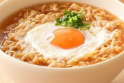 「チキンラーメン」に仲間が誕生！その名もズバリ「ビーフラーメン」「ポークラーメン」