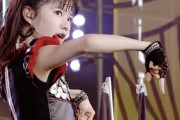 頭に残るBABYMETALの曲 + 1番好きなBABYMETALのライブショーの瞬間　【海外の反応】