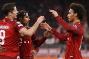 バイエルン、今季無敗のフライブルクとの上位対決に2-1勝利し首位キープ（関連まとめ）
