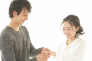 【悲報】あんまりかわいくない彼女と付き合って二ヶ月目で婚約した結果・・・