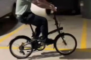 【動画】サンシーロから自転車で帰宅するディマルコ、大学生かよｗｗｗ