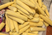 【画像】大量のベビーコーン剥いたから褒めて