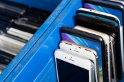 日本政府、スマホのリサイクル義務化へ