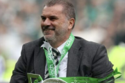 新指揮官を検討中のトッテナム、セルティックのポステコグルー監督が最有力候補に浮上