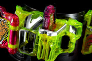 【仮面ライダーエグゼイド】DXゲーマドライバー＆ガシャット各種がクリアカラーに！！