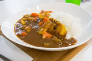 カレーて作ると２００円くらいかかるな