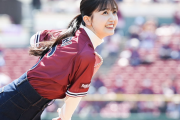 激カワのアイドルは「まさに勝利の女神」　ショーパン姿で豪快投球…ファン注目の“進化”