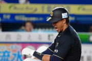 【悲報】打線の要モヤ、右足背部の打撲で登録抹消…7日の試合で右足に自打球