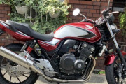 普通二輪の免許取ってCB400SF買っちゃうやつｗｗｗｗ
