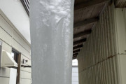 【画像】なんかすごいツララできててワロタ