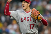 大谷翔平 5勝4敗 防御率3.28 打率.263　13本 37打点 ops.823 7盗塁←これ