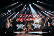 BABYMETAL「UK & EU ARENA TOUR 2025」ドイツ・フランクフルト公演のライブの模様