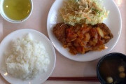 社食「1食250円均一です」 わい「ありがてぇ…ありがてぇ…」